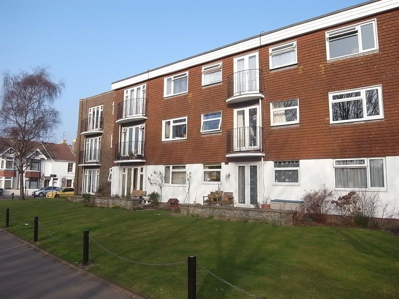 Victoria Park Gardens, Worthing