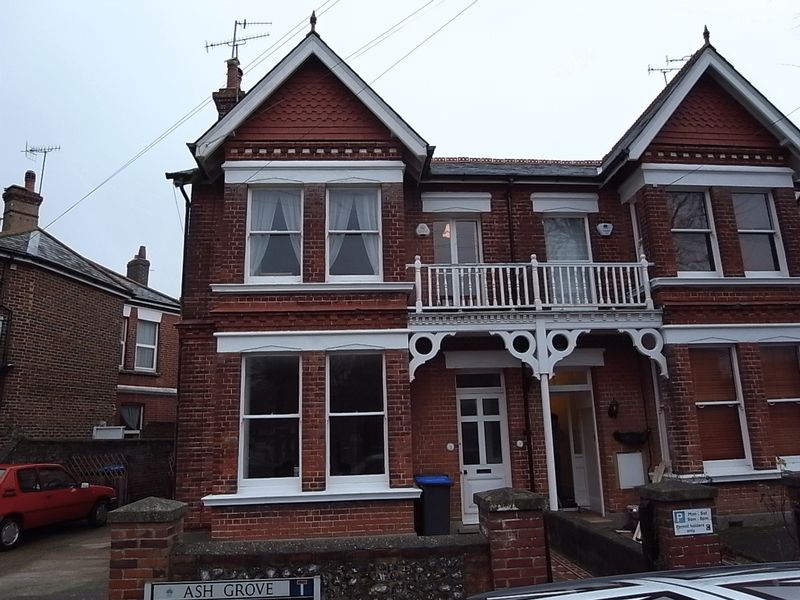 Ash Grove, Worthing