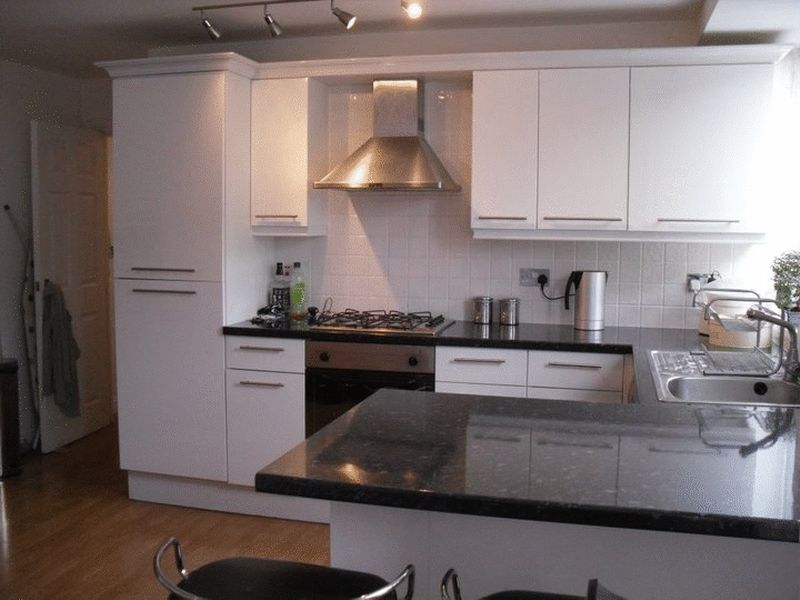 Market Parade, Havant